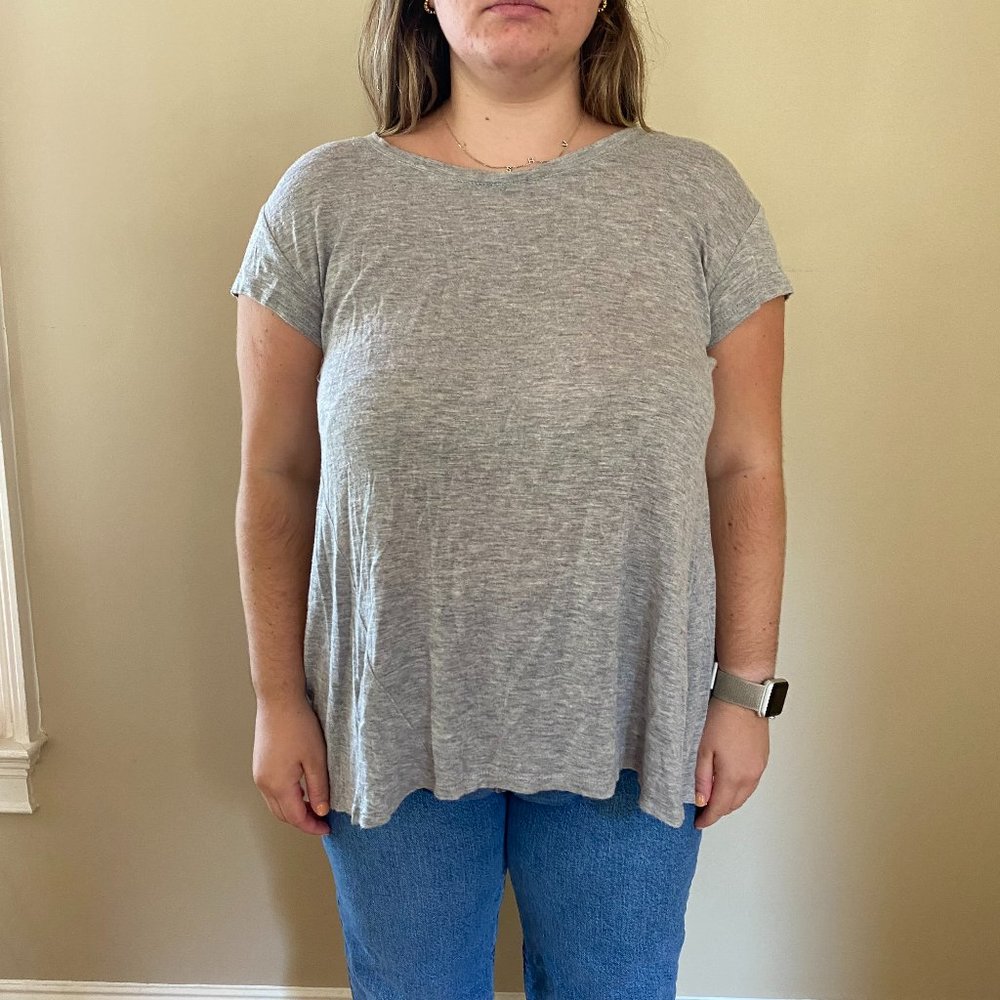 Gray knit tee